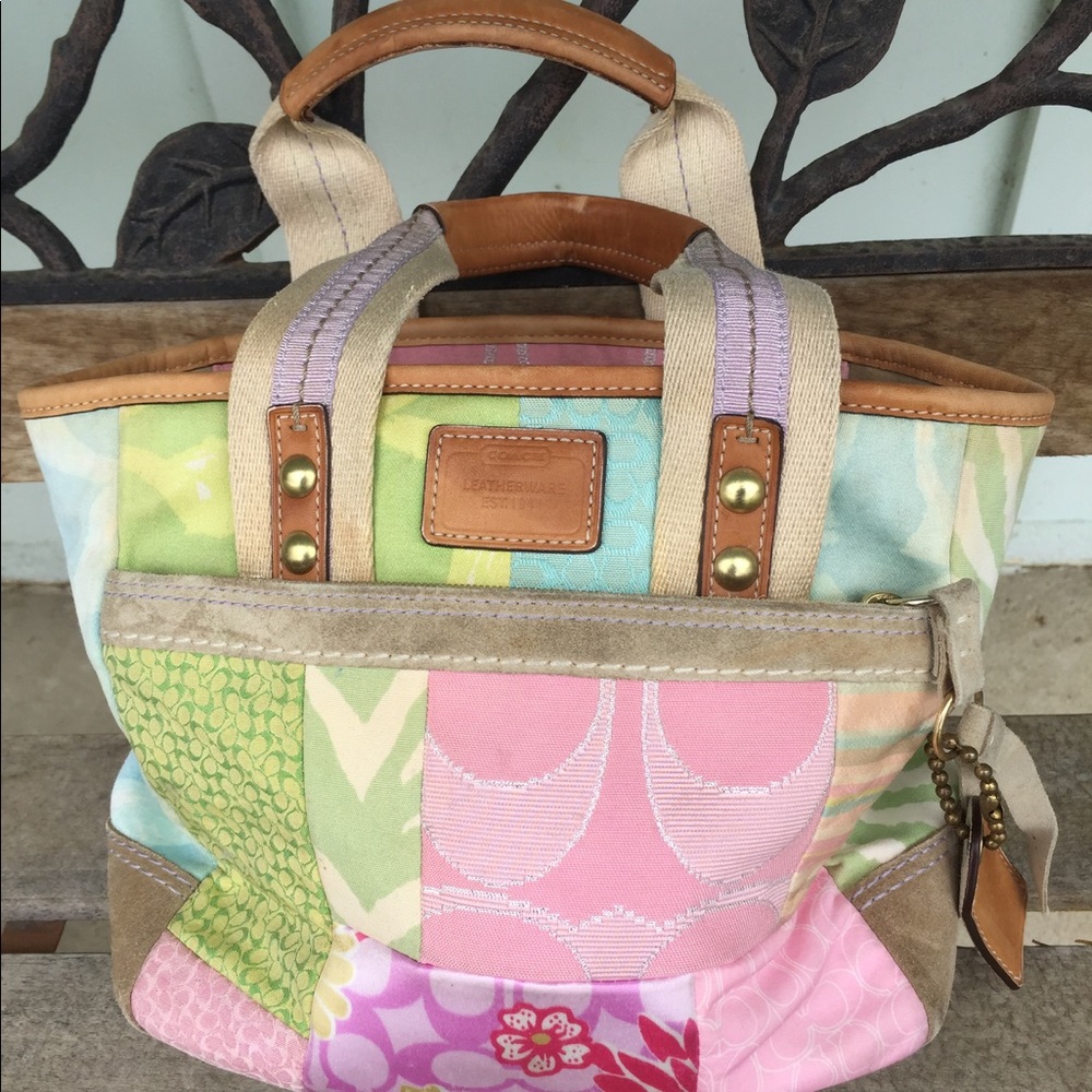Coach 👛 very cute quilt design pinks and greens